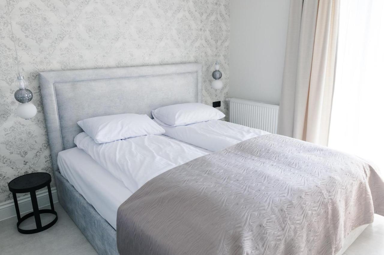 Apartamenty Szkolna Znin Ngoại thất bức ảnh