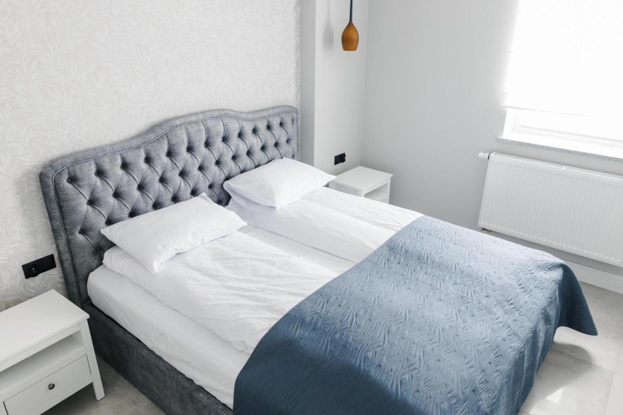 Apartamenty Szkolna Znin Ngoại thất bức ảnh