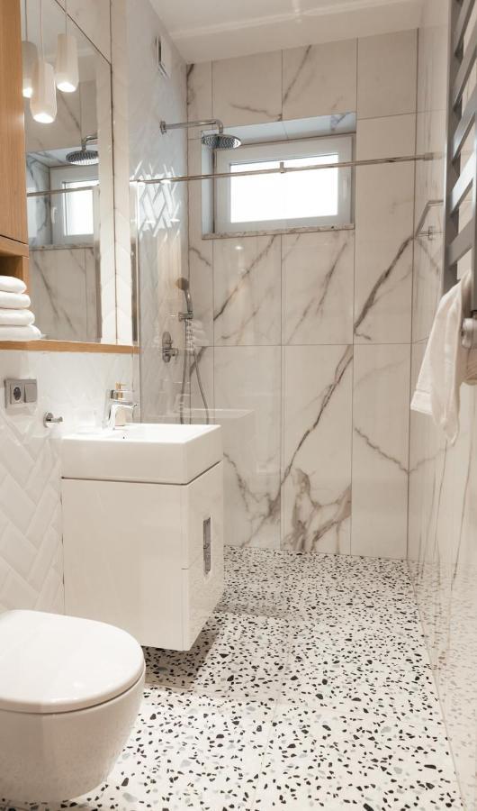 Apartamenty Szkolna Znin Ngoại thất bức ảnh
