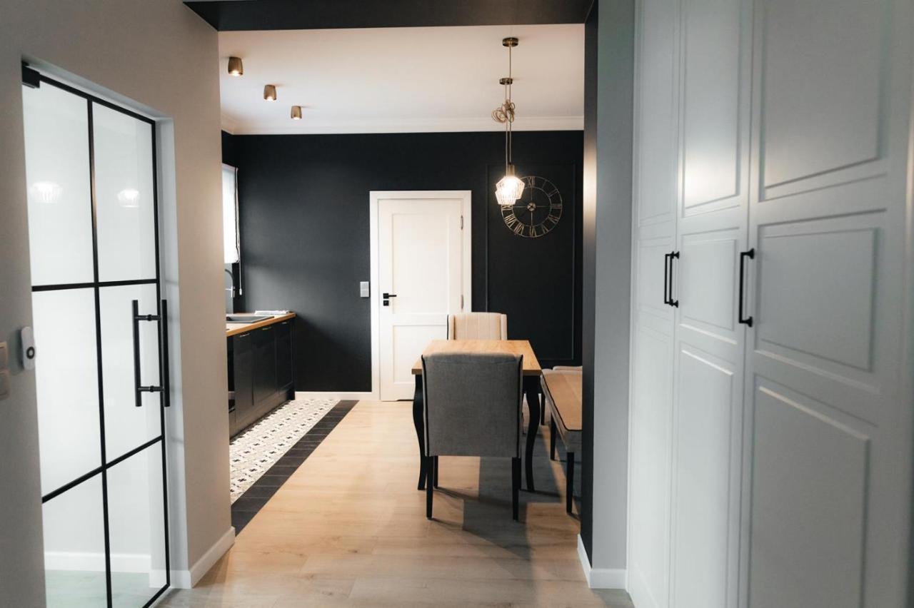 Apartamenty Szkolna Znin Ngoại thất bức ảnh