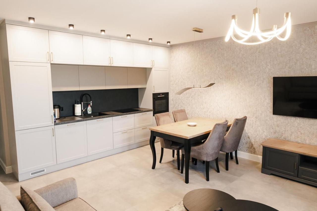 Apartamenty Szkolna Znin Ngoại thất bức ảnh