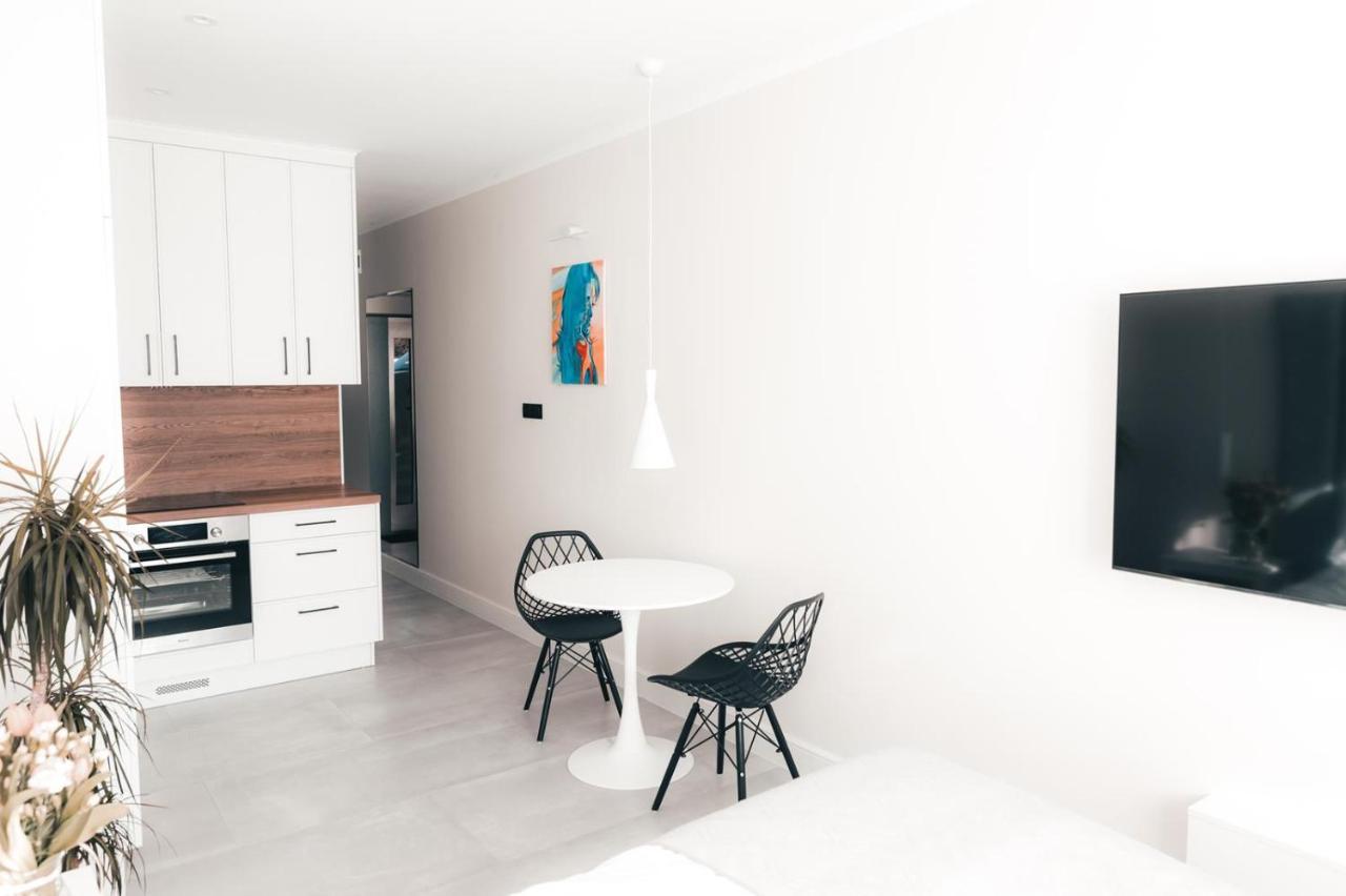 Apartamenty Szkolna Znin Ngoại thất bức ảnh