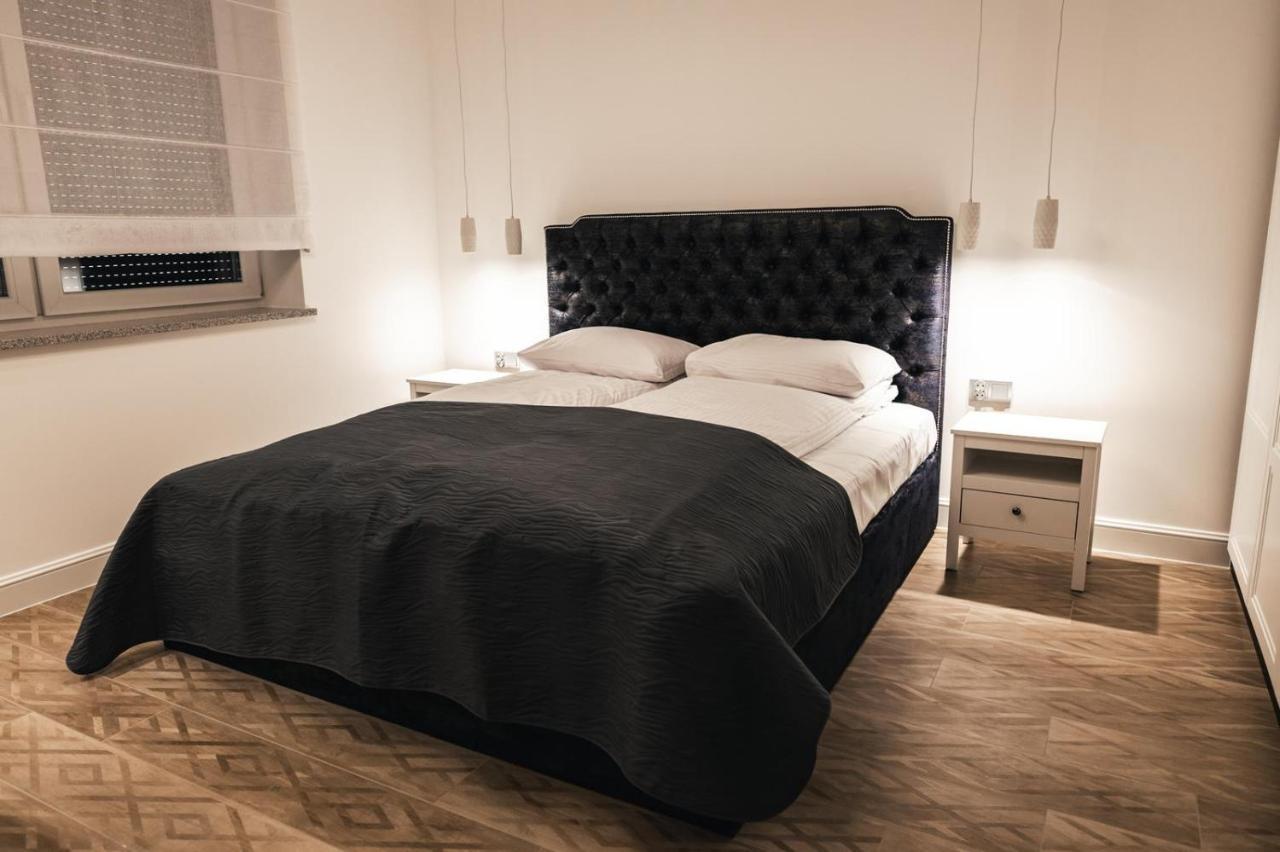 Apartamenty Szkolna Znin Ngoại thất bức ảnh