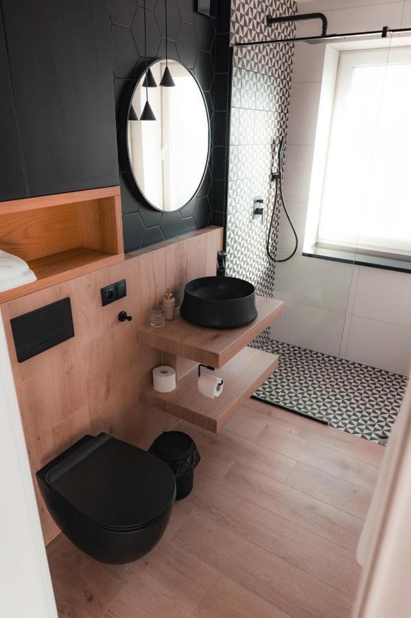 Apartamenty Szkolna Znin Ngoại thất bức ảnh